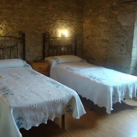 House 3 Bedrooms 3473 *